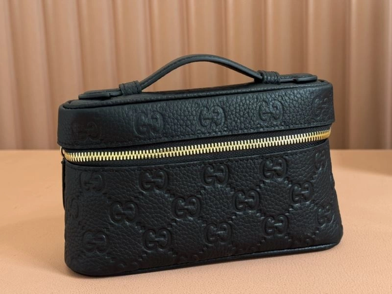 FlexibleFit Gucci Cosmetic Bags 64900