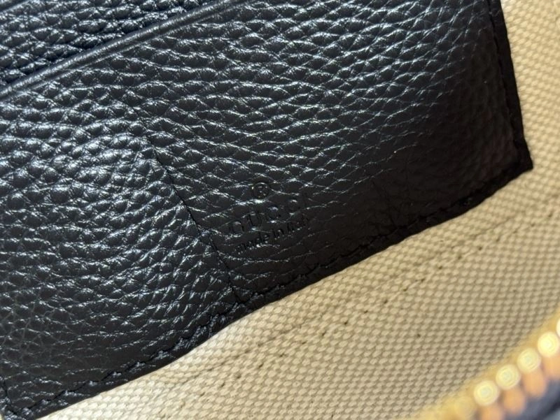 Gucci Cosmetic Bags DailyWear 64859