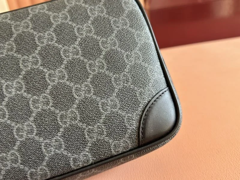 Gucci Cosmetic Bags Breathable 49997