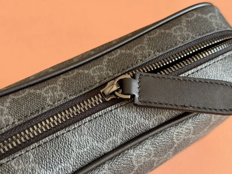 Gucci Cosmetic Bags Breathable 49997