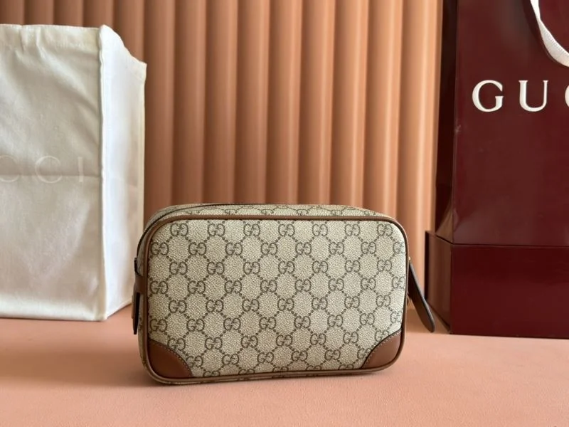 Functional Gucci Cosmetic Bags 49995