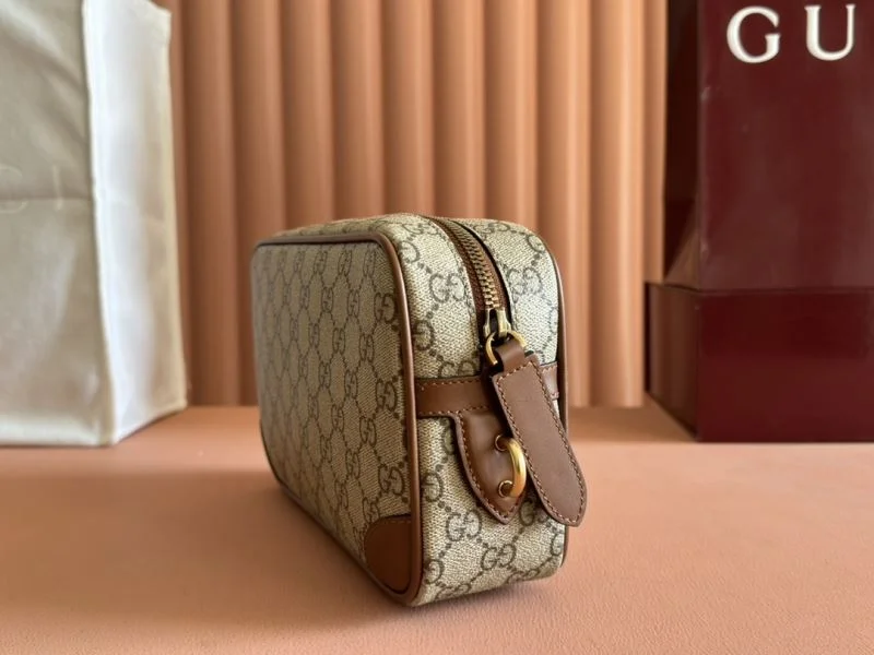 Functional Gucci Cosmetic Bags 49995