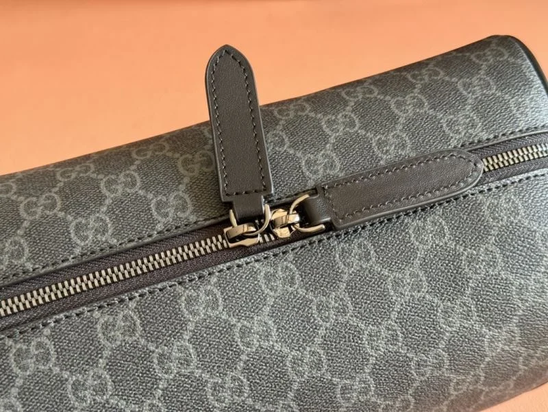 Gucci Cosmetic Bags UrbanChic 49991