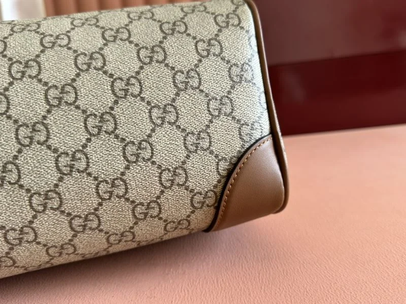 Gucci Cosmetic Bags Thermal 50008