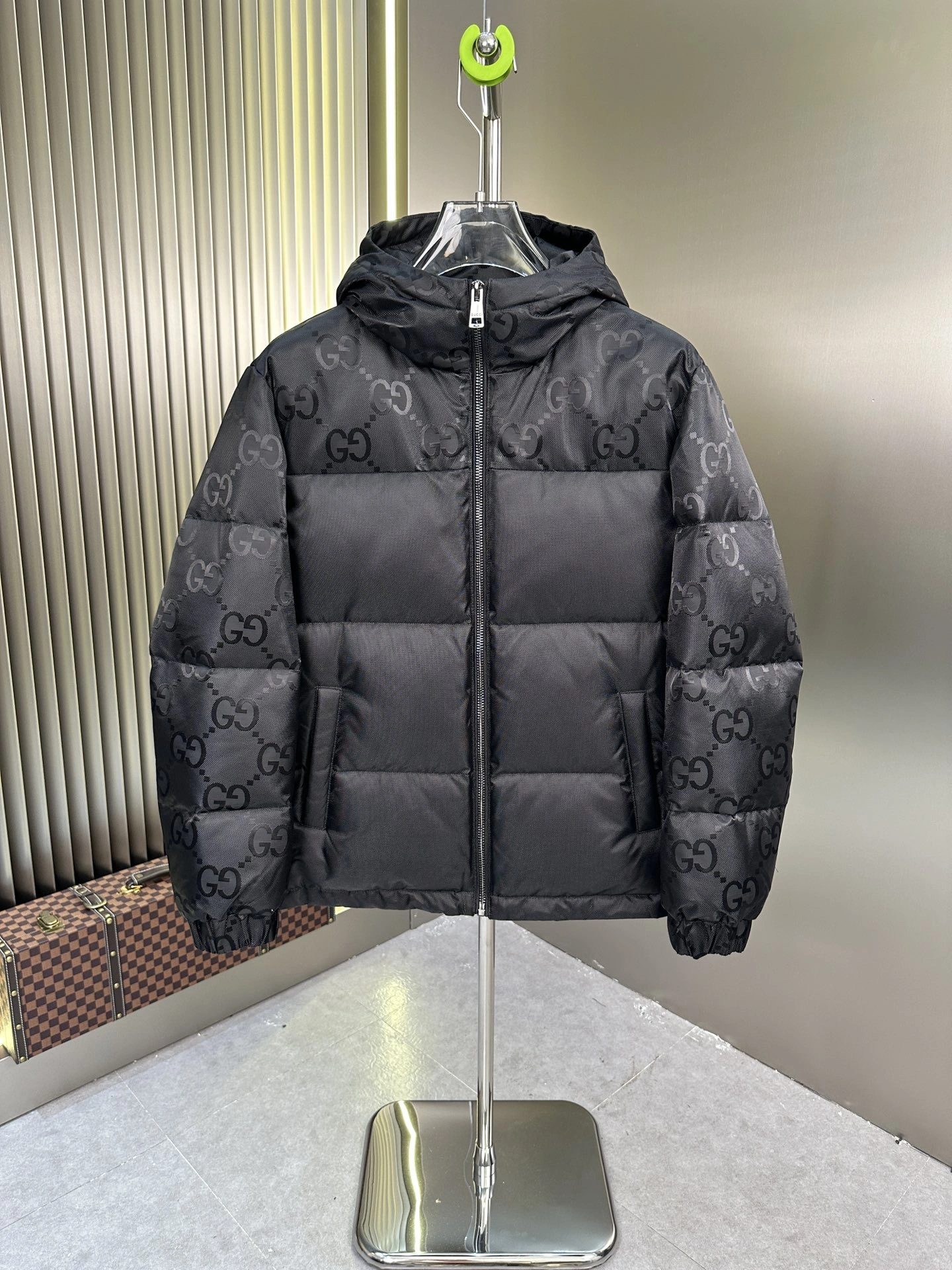 Efficient Gucci Down Jackets 129176