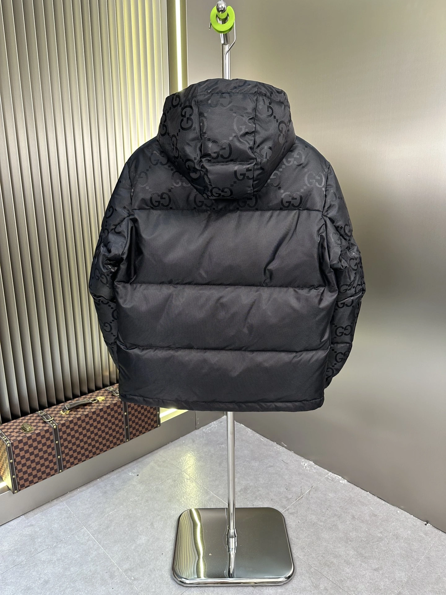 Efficient Gucci Down Jackets 129176