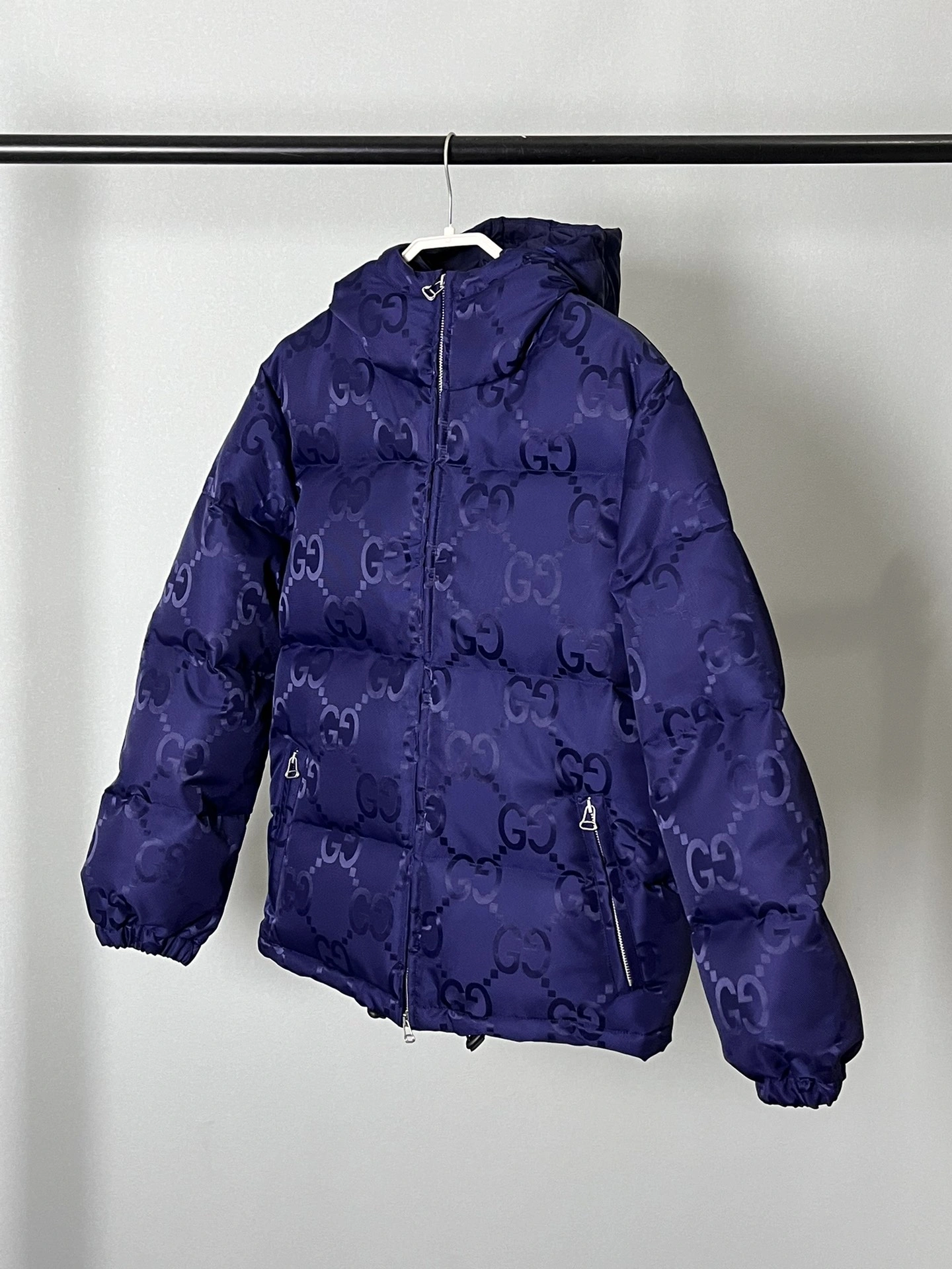 Classic Gucci Down Jackets 129154