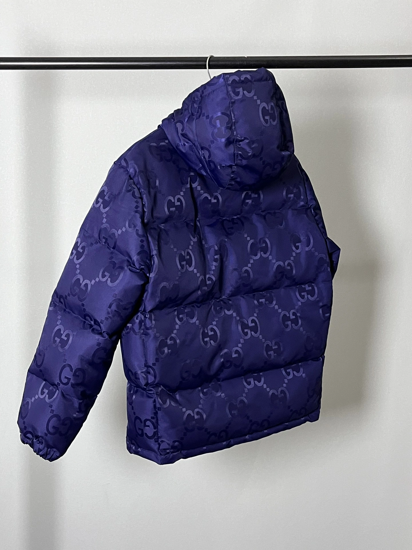 Classic Gucci Down Jackets 129154