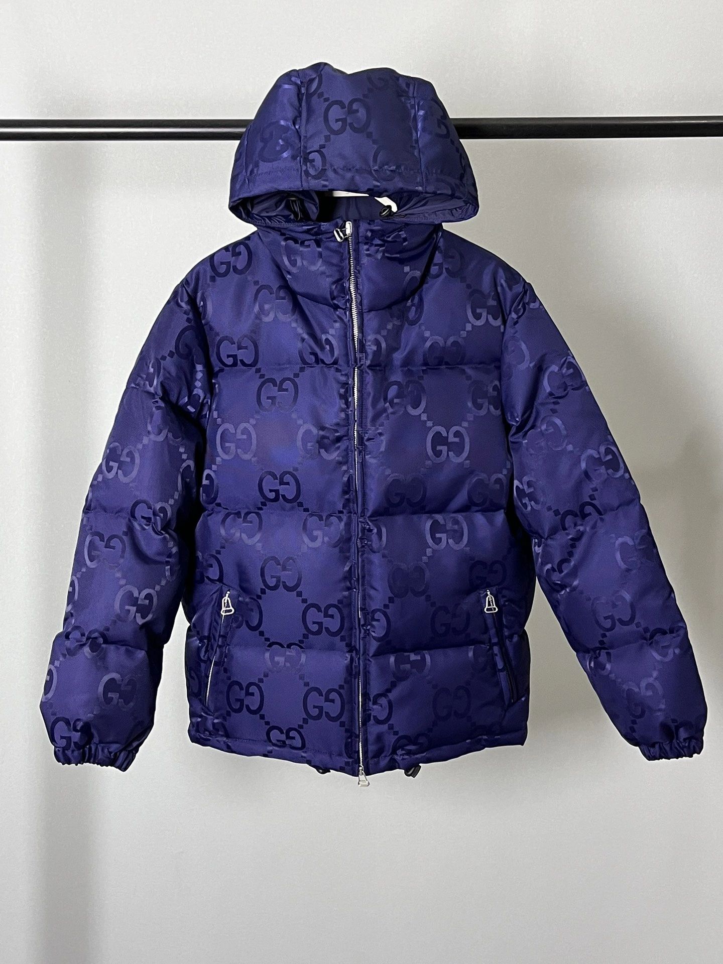 Classic Gucci Down Jackets 129154
