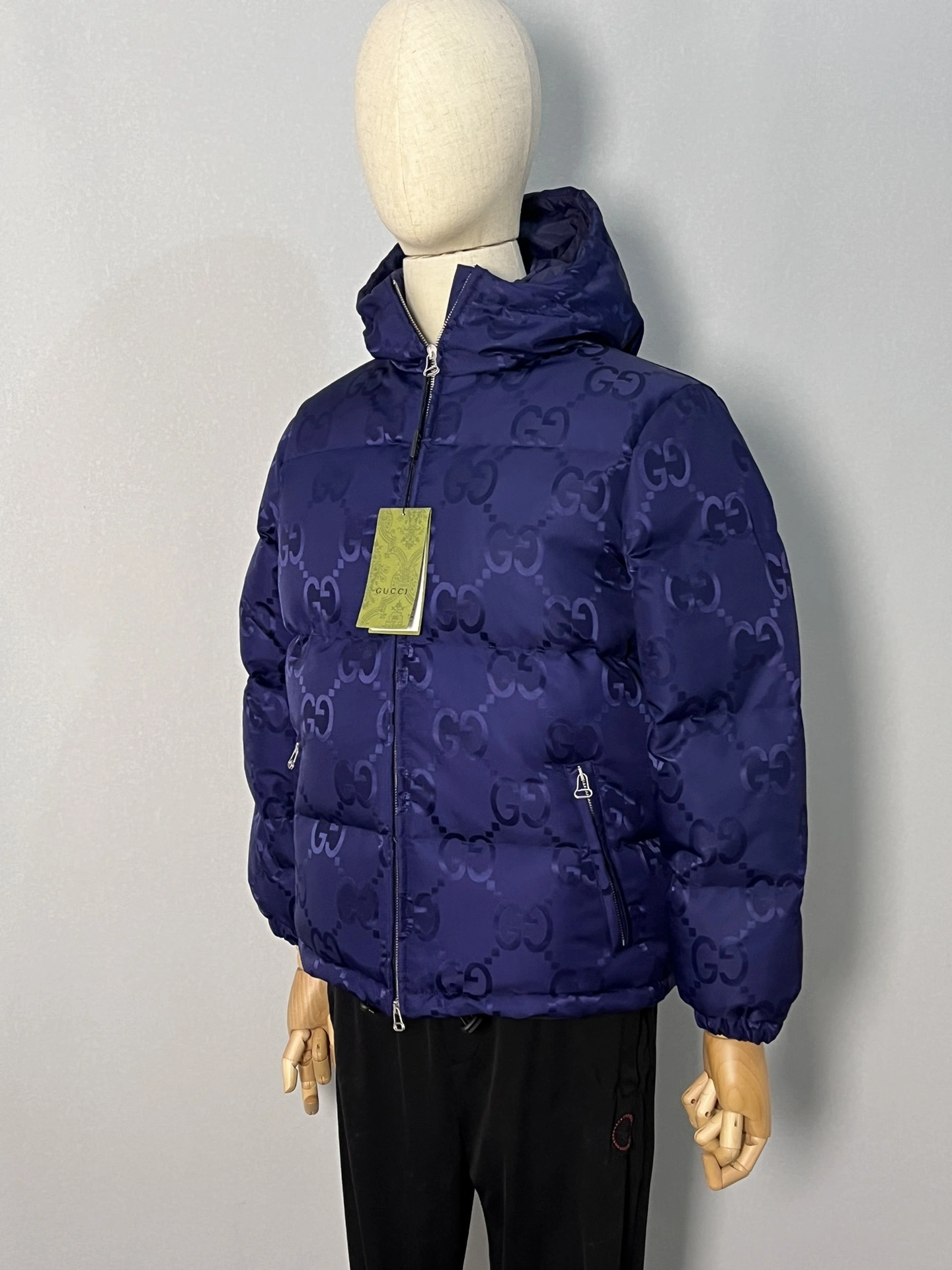 Classic Gucci Down Jackets 129154