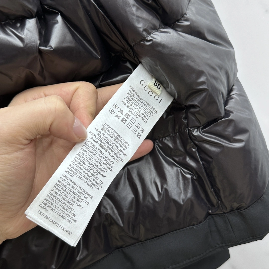 Flexible Gucci Down Jackets 129158