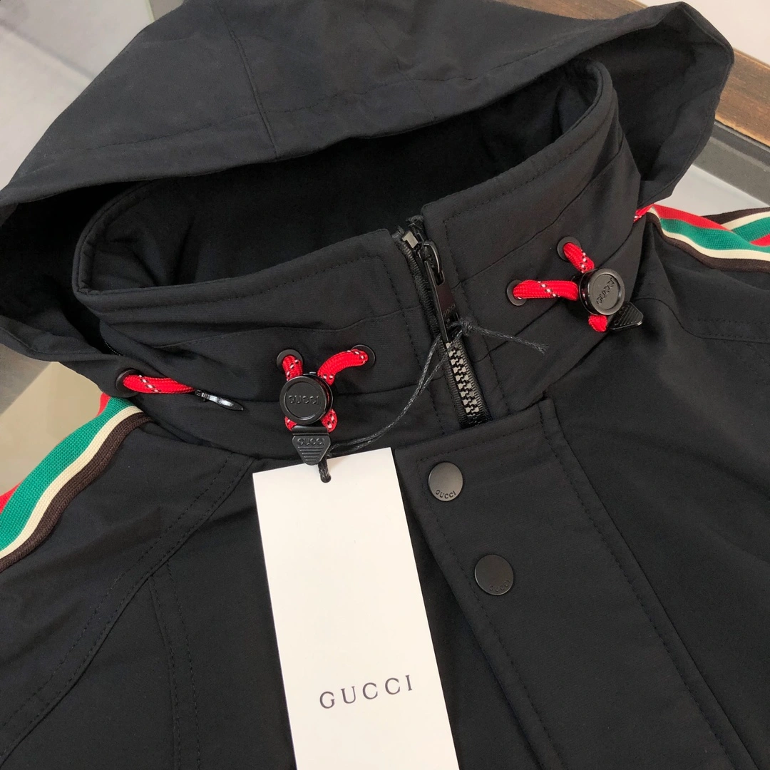 NewStyle Gucci Down Jackets 129152