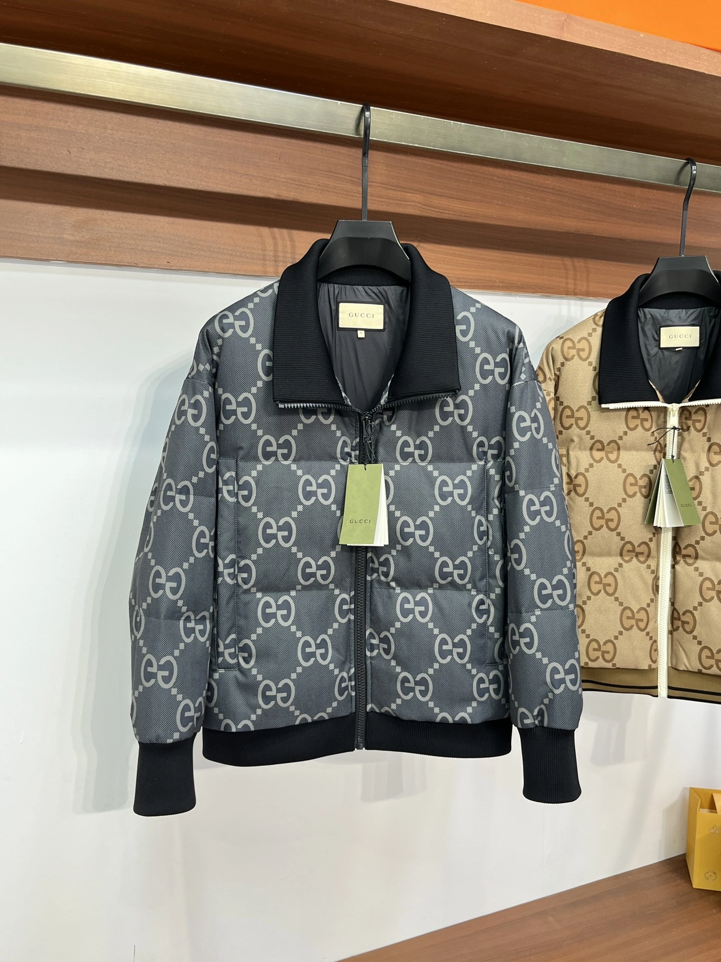 Gucci Down Jackets OnTrend 129148