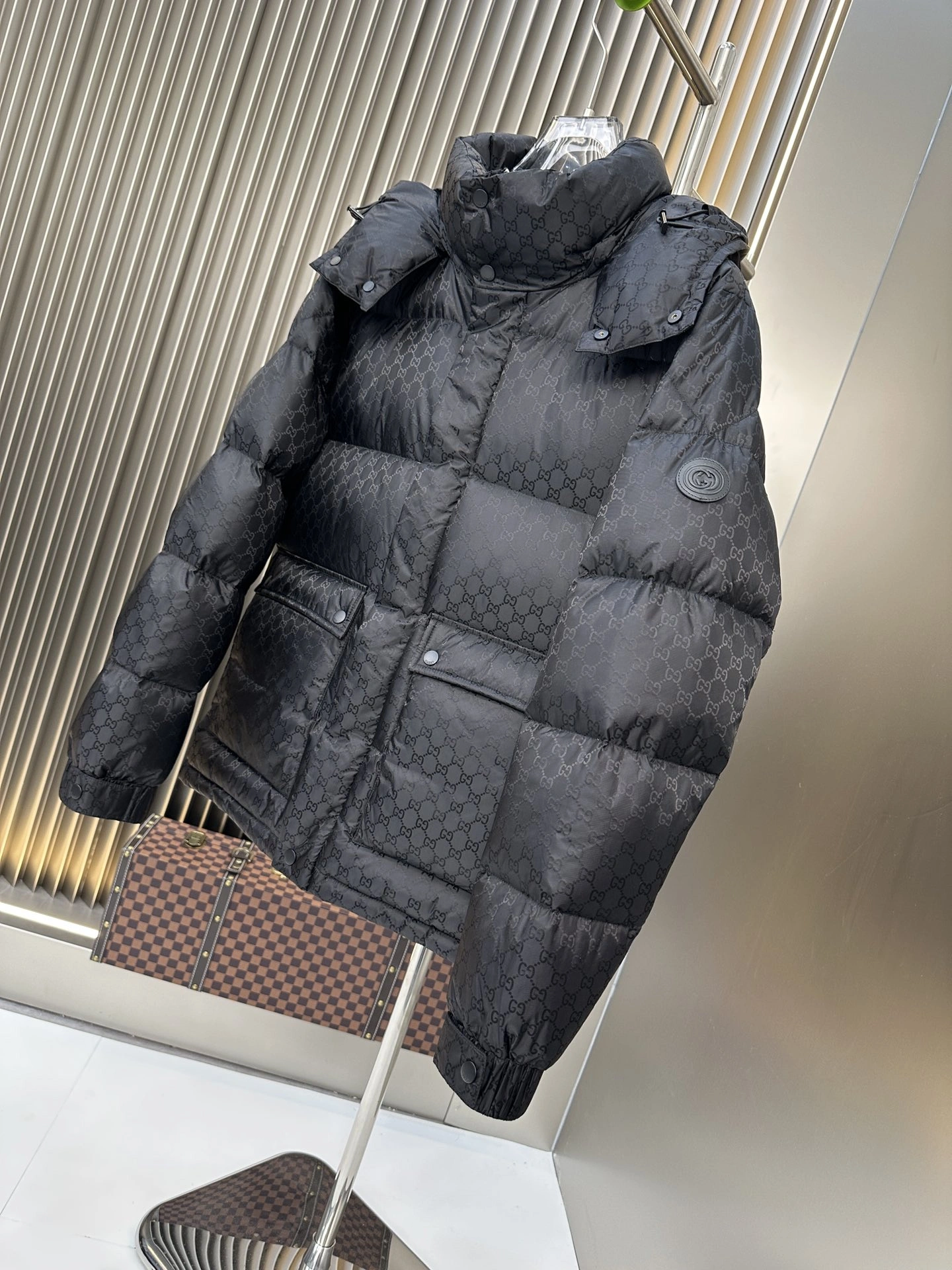 Practical Gucci Down Jackets 129153