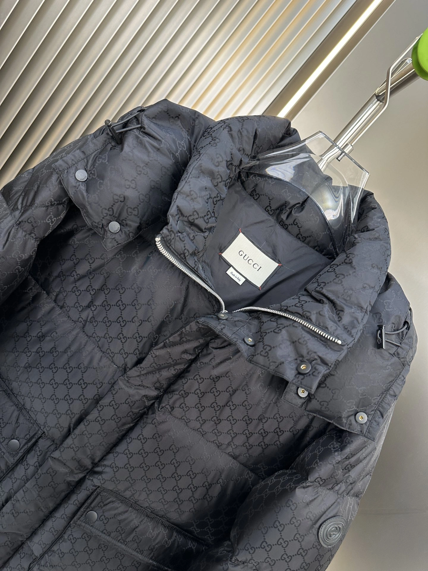 Practical Gucci Down Jackets 129153