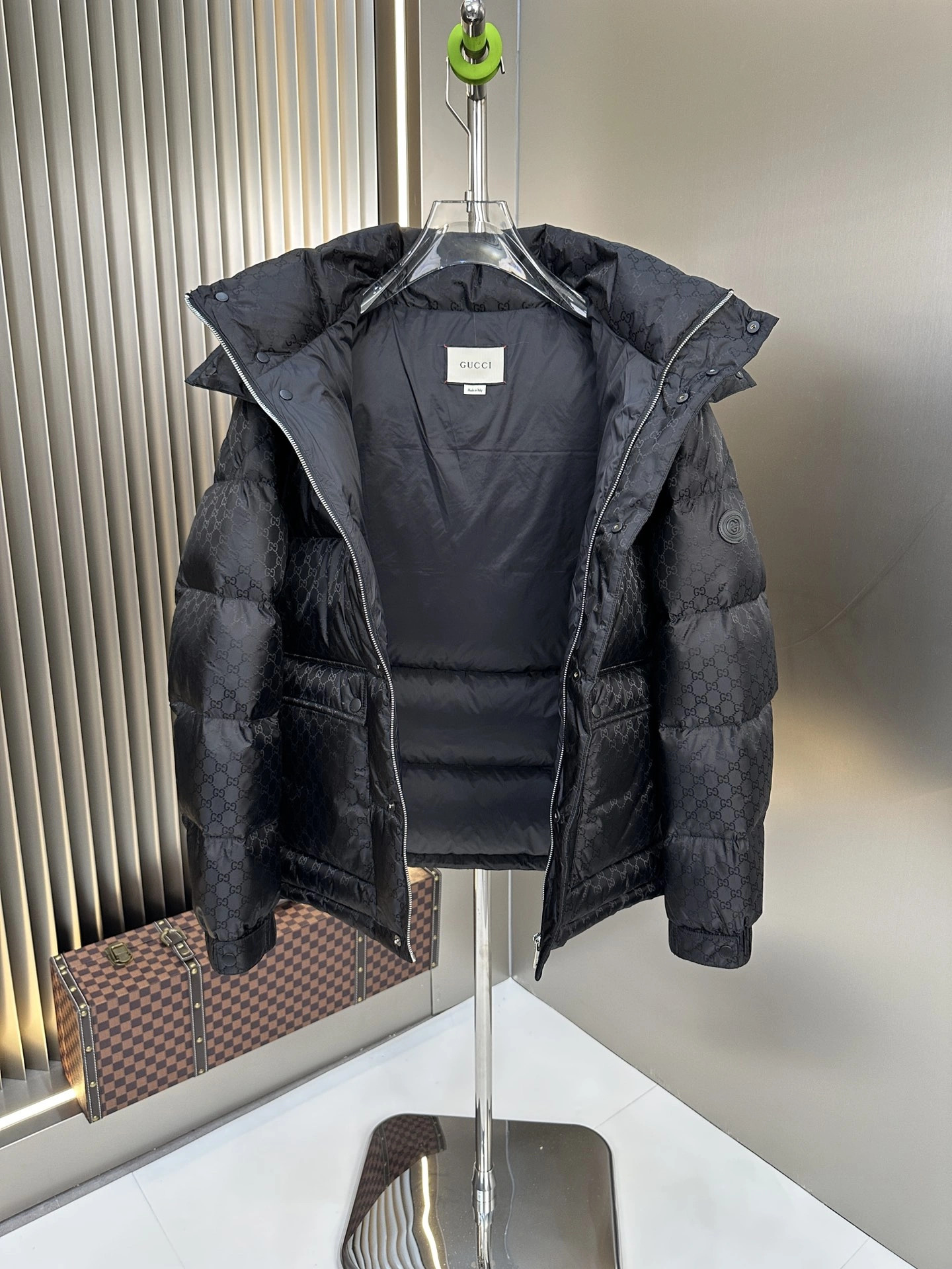 Practical Gucci Down Jackets 129153