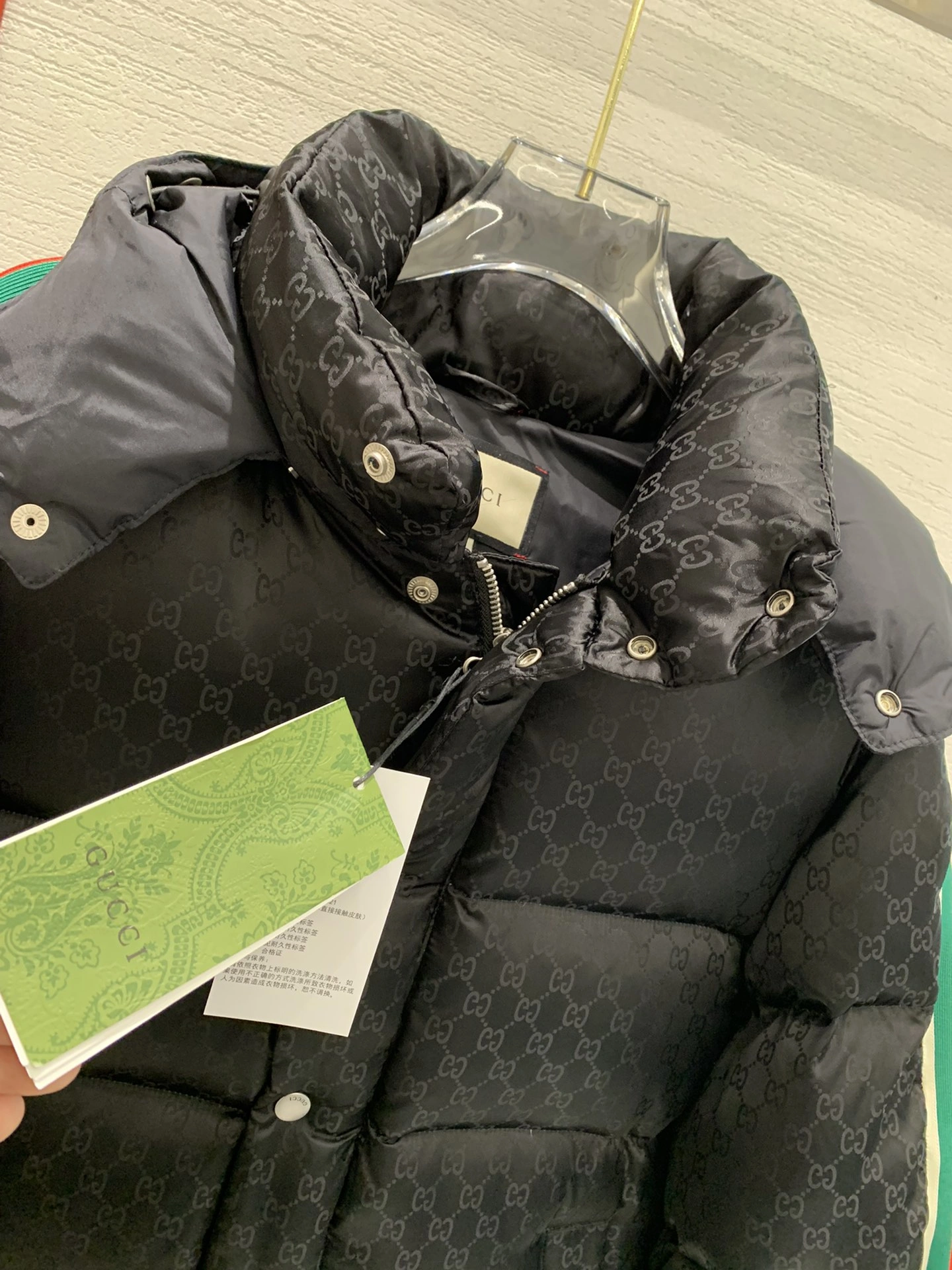 Gucci Down Jackets Practical 129145