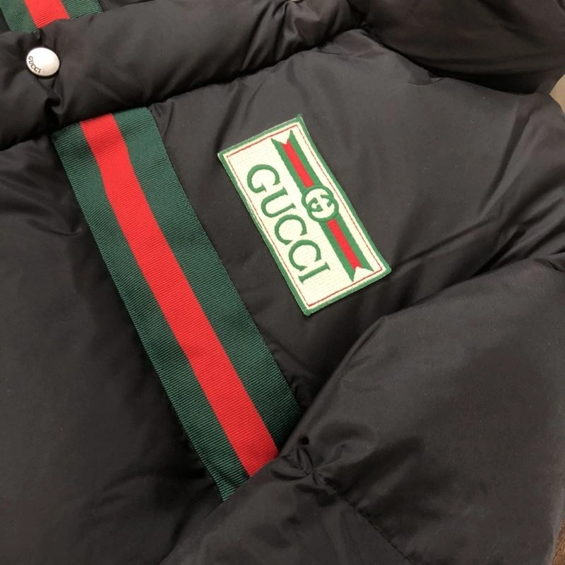 Gucci Down Jackets Versatile 129111