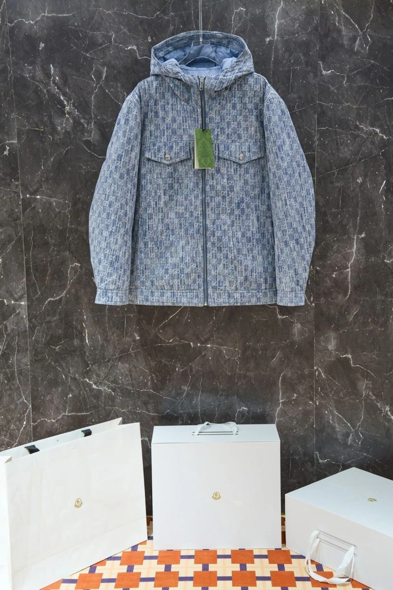 ZipUp Gucci Down Jackets 129097