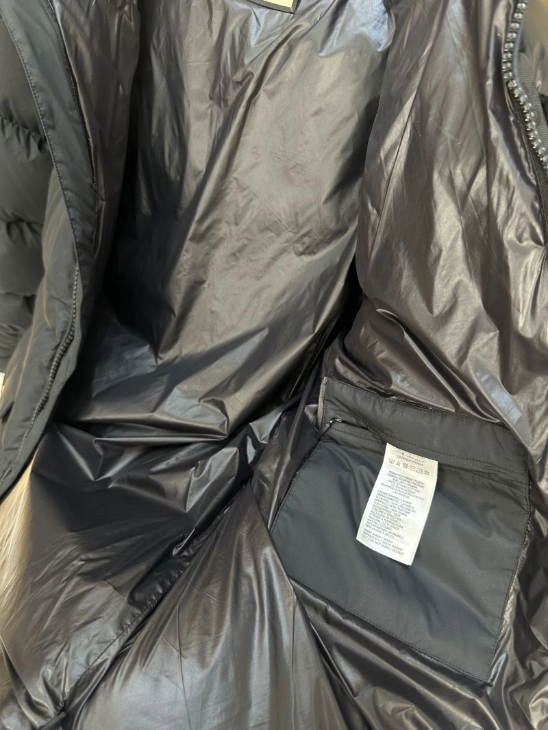 Compact Gucci Down Jackets 129079