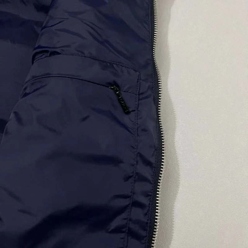 Modern Gucci Down Jackets 129071