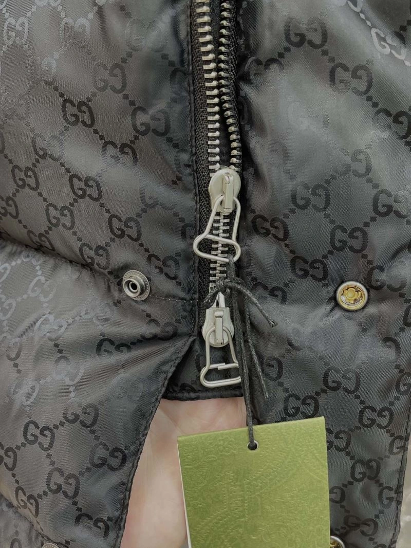 Effortless Gucci Down Jackets 129001