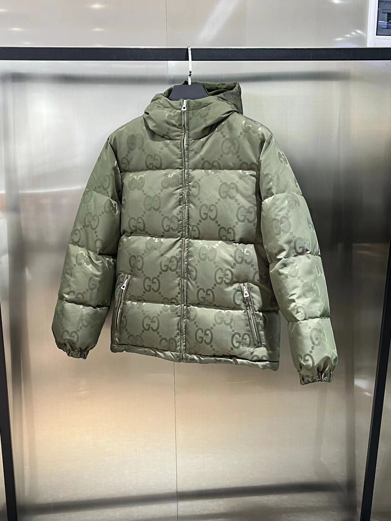 Gucci Down Jackets Affordable 129141