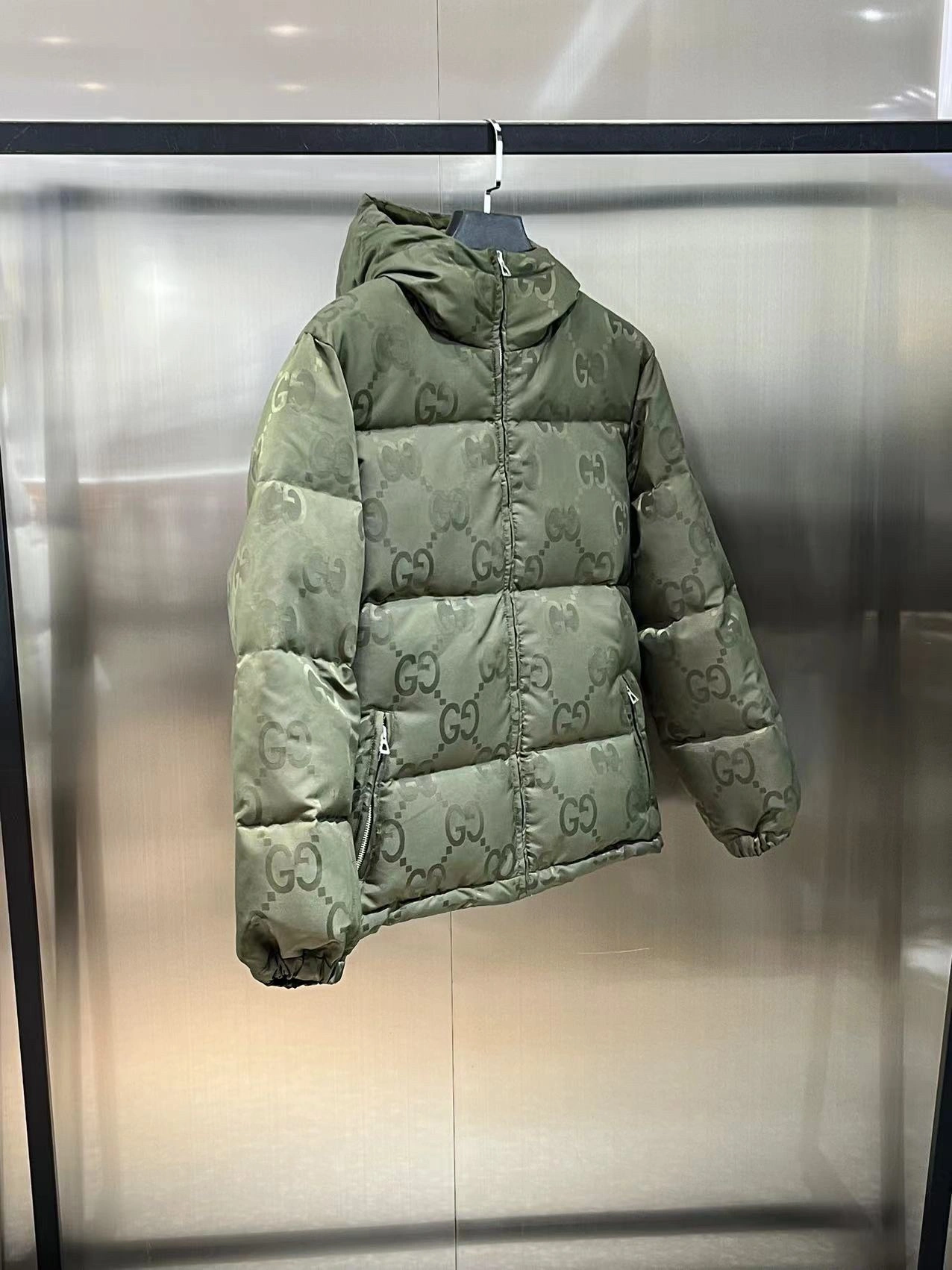 Gucci Down Jackets Affordable 129141