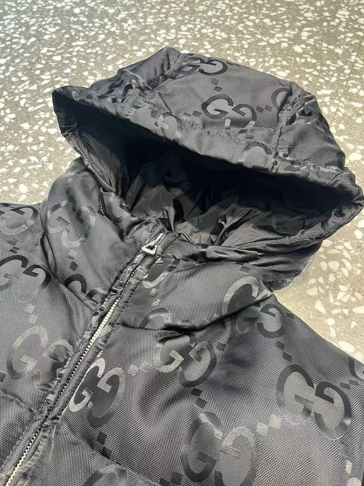 Gucci Down Jackets Chic 129133