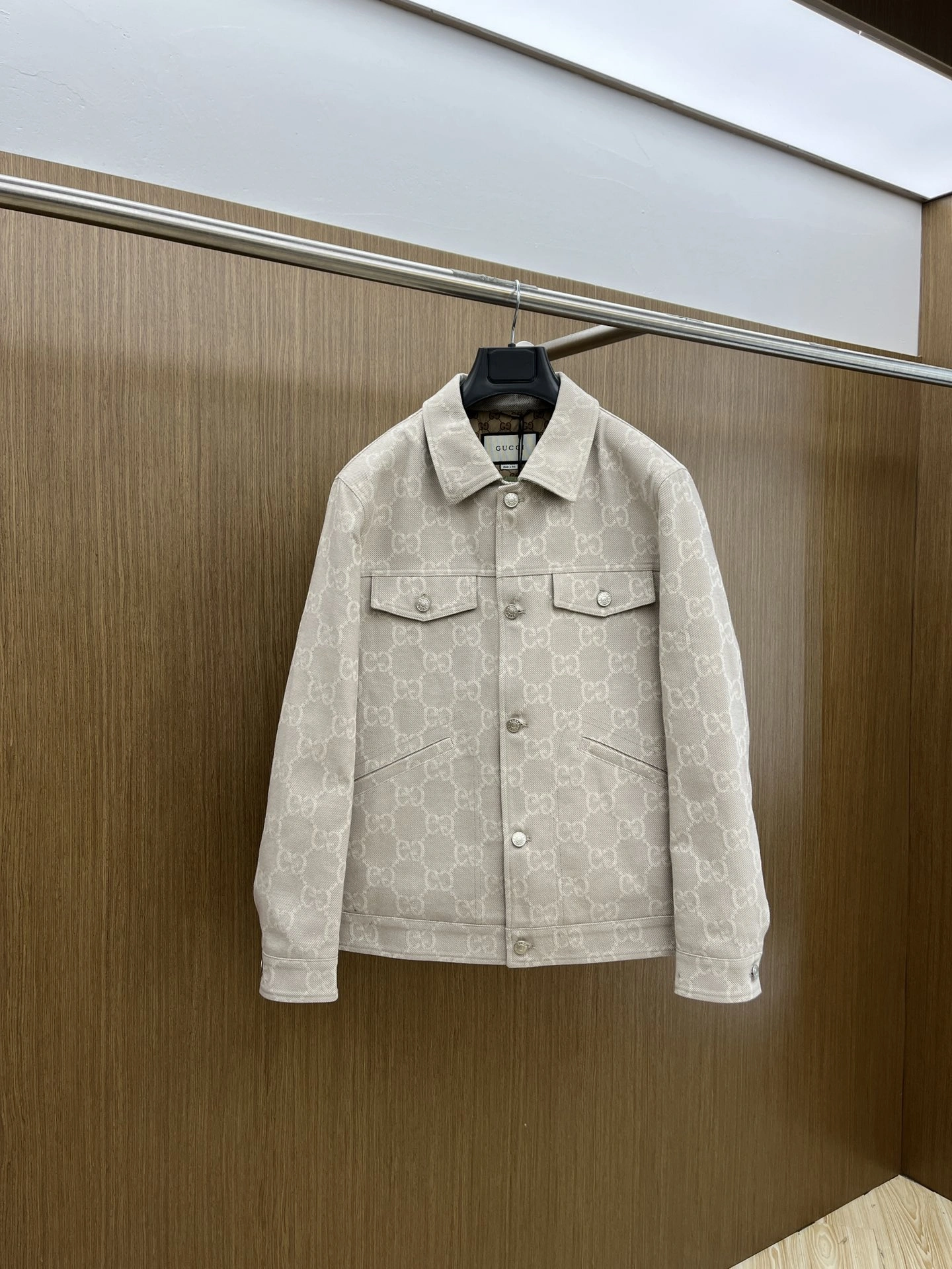Gucci Down Jackets Seasonal 129132