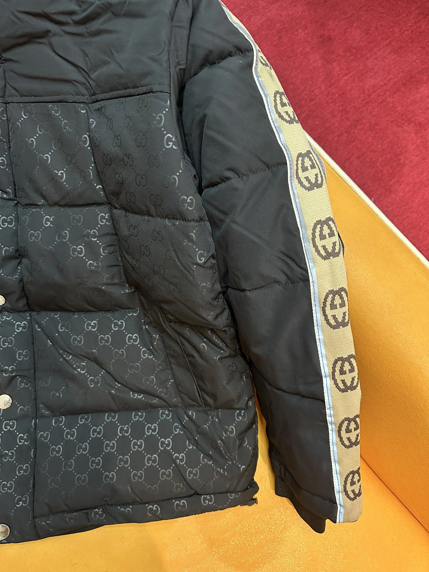 Gucci Down Jackets WaterResistant 129139