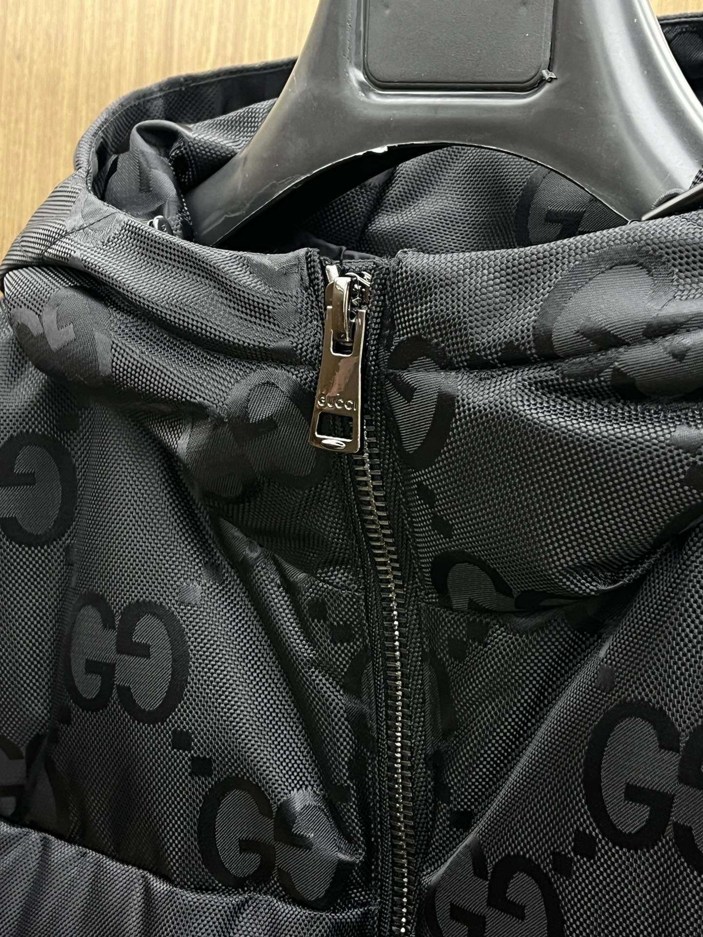 Vibrant Gucci Down Jackets 129135
