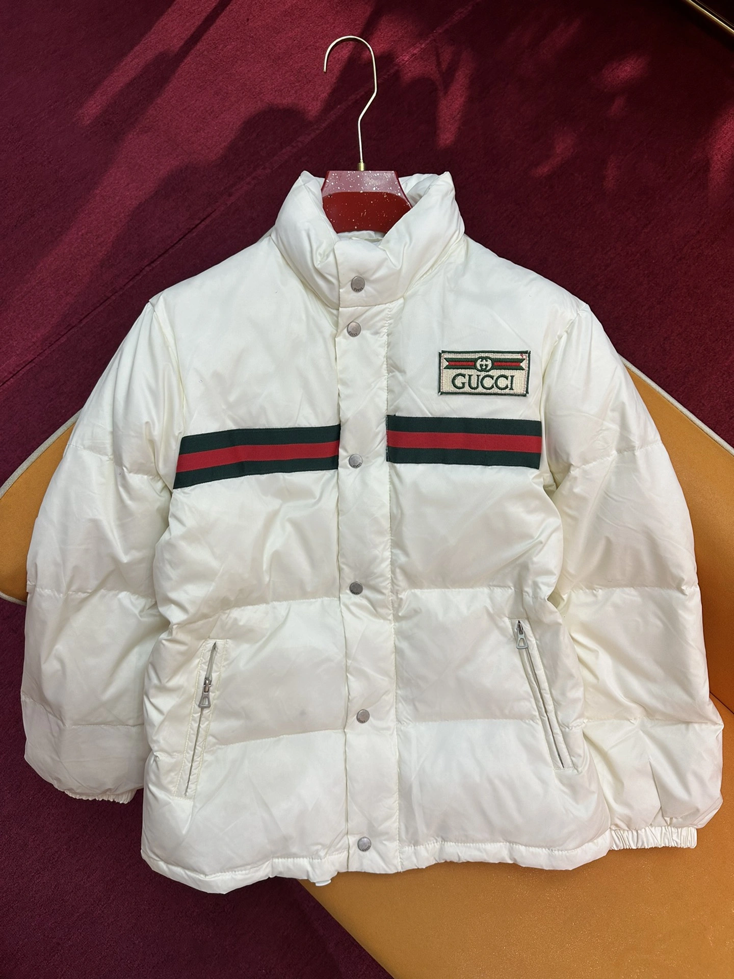 Minimalist Gucci Down Jackets 129119