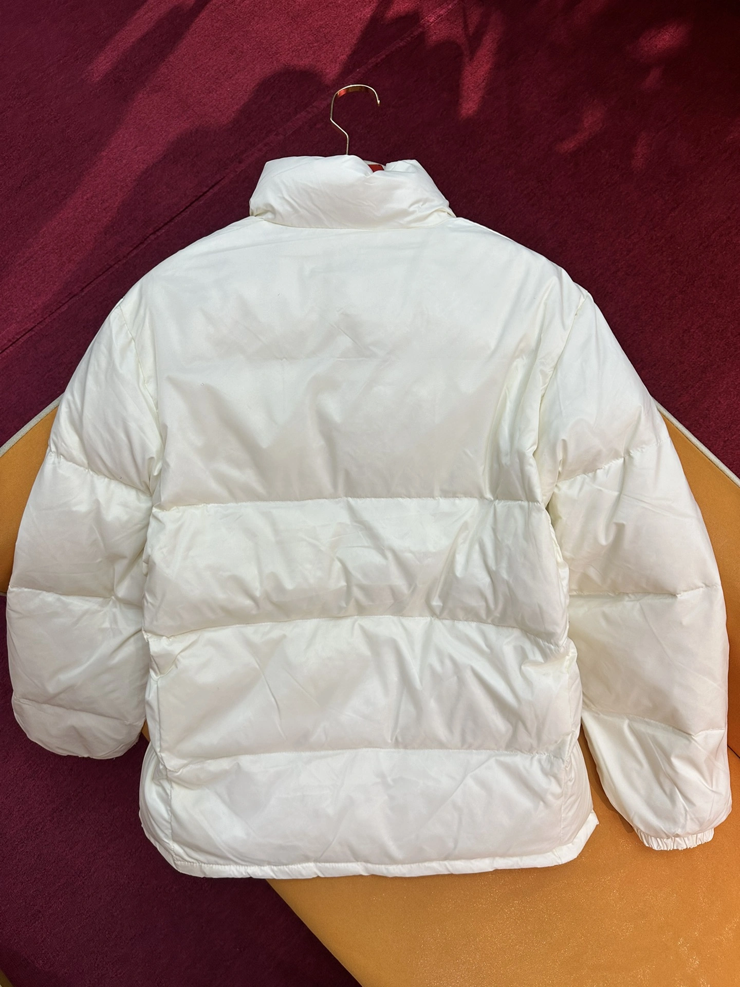 Minimalist Gucci Down Jackets 129119