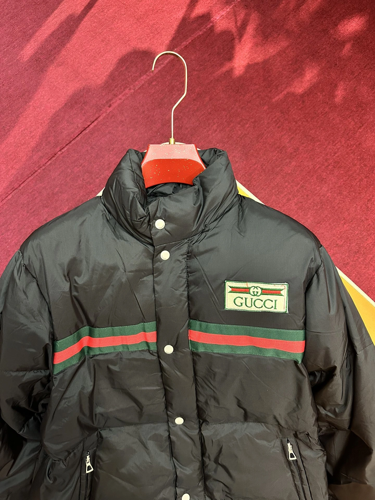 Gucci Down Jackets Minimalist 129115