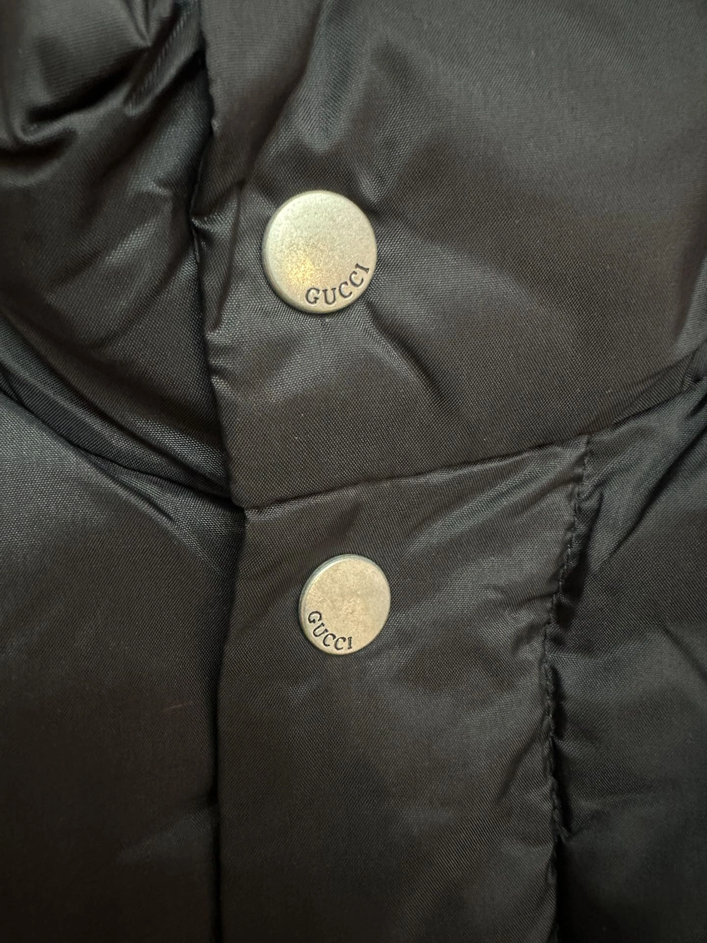 Gucci Down Jackets Minimalist 129115