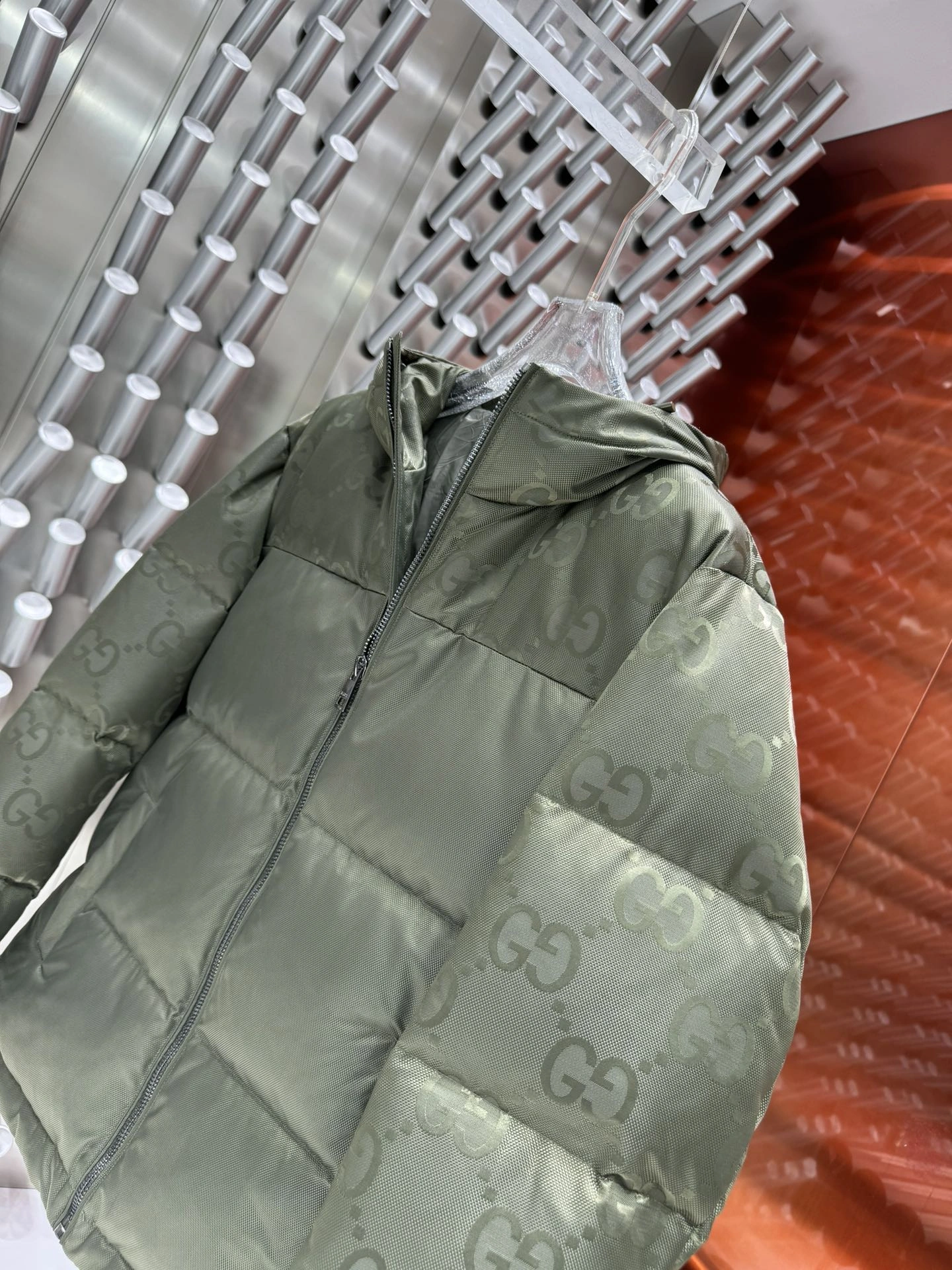 Gucci Down Jackets Snug 129126