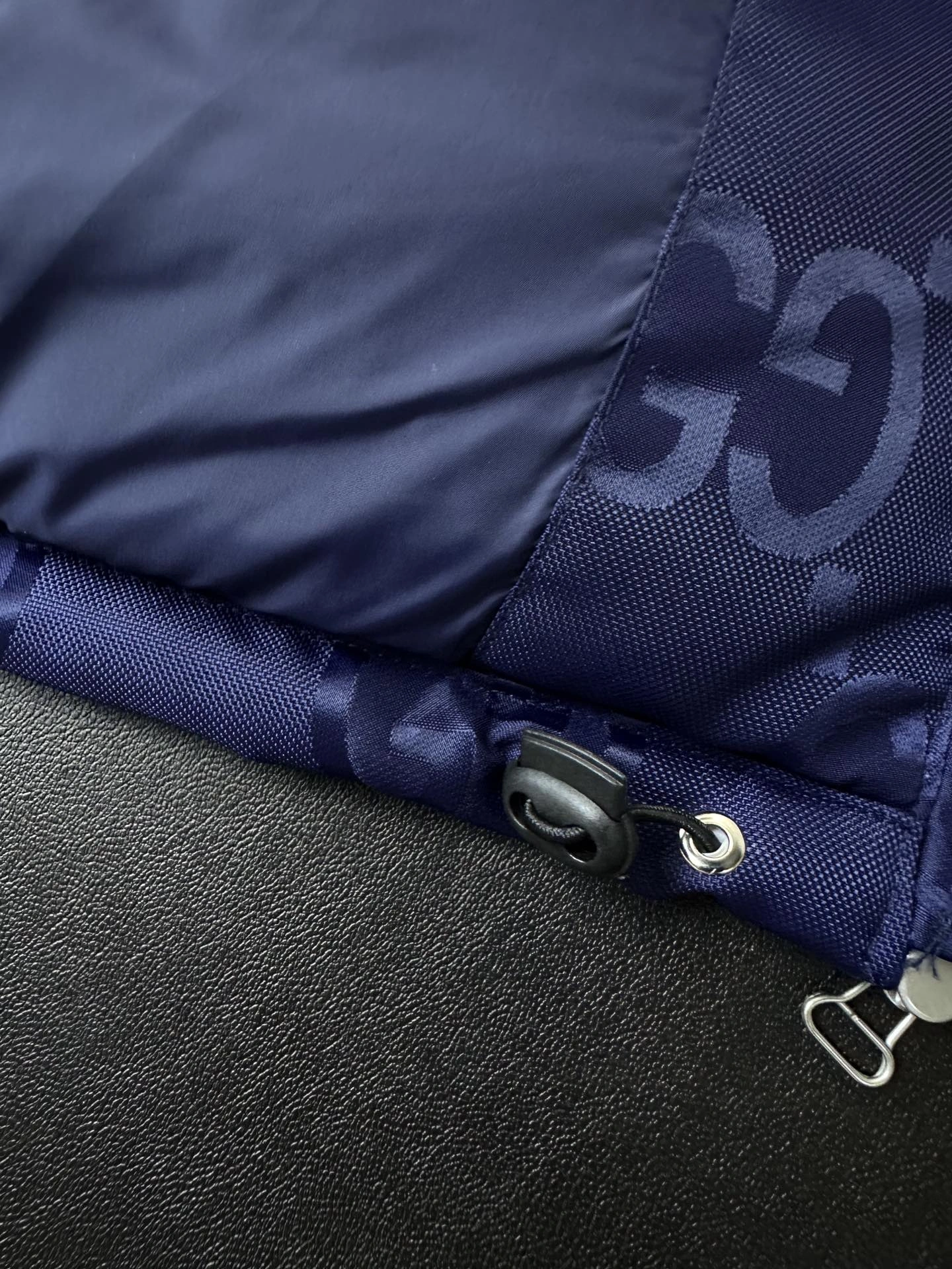NewStyle Gucci Down Jackets 129128