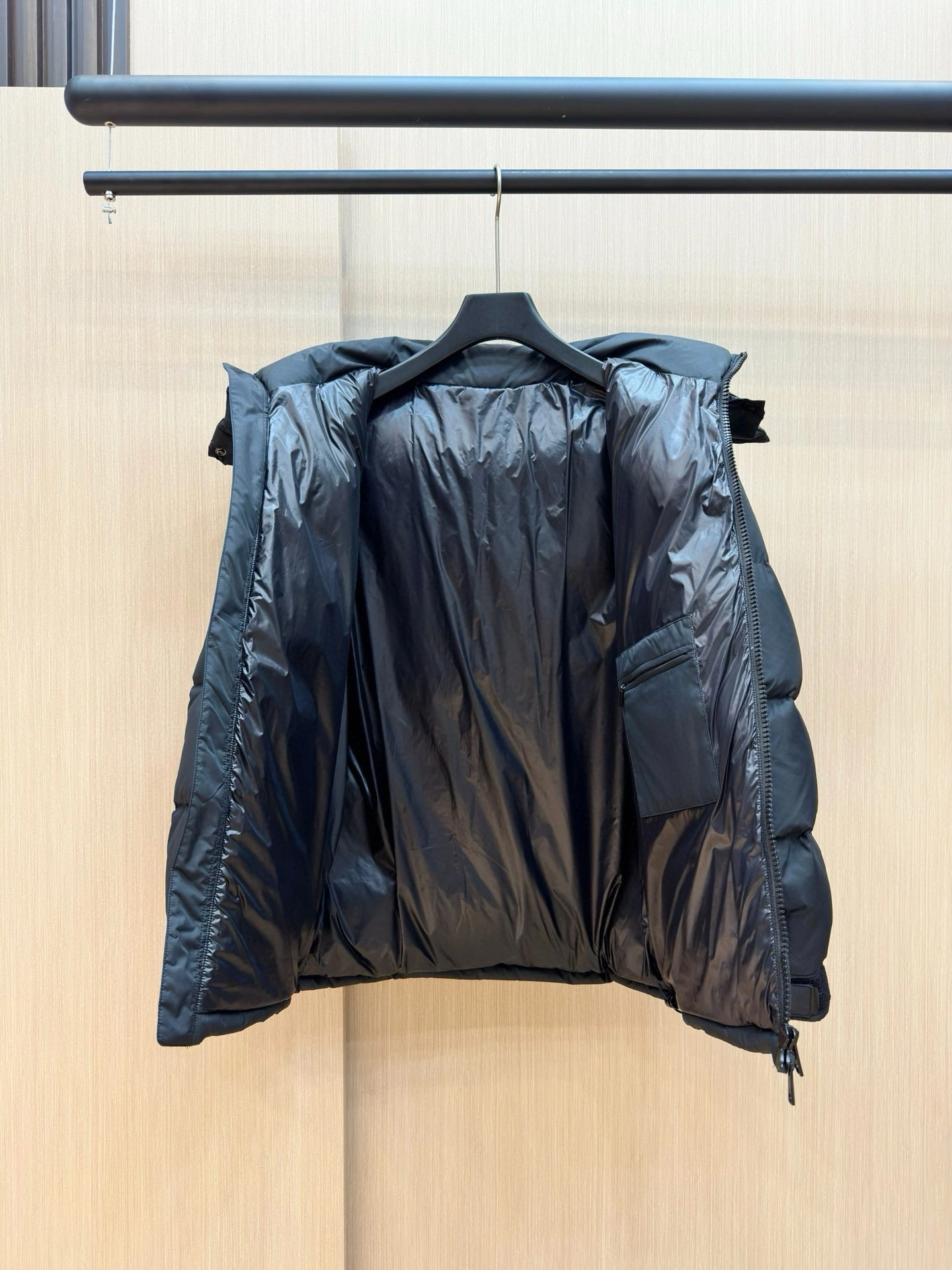 Effortless Gucci Down Jackets 129138