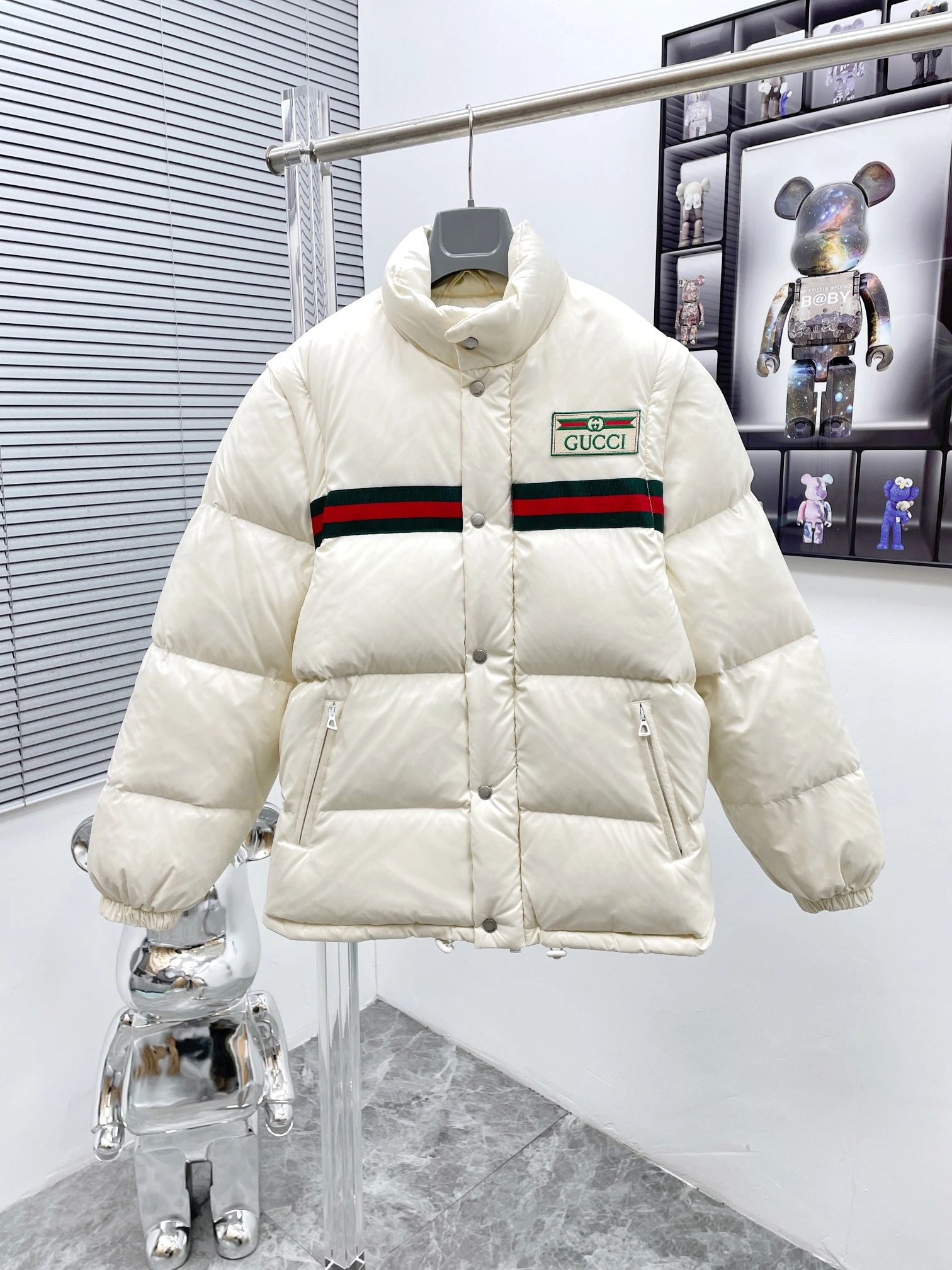 Gucci Down Jackets ComfortFit 129112