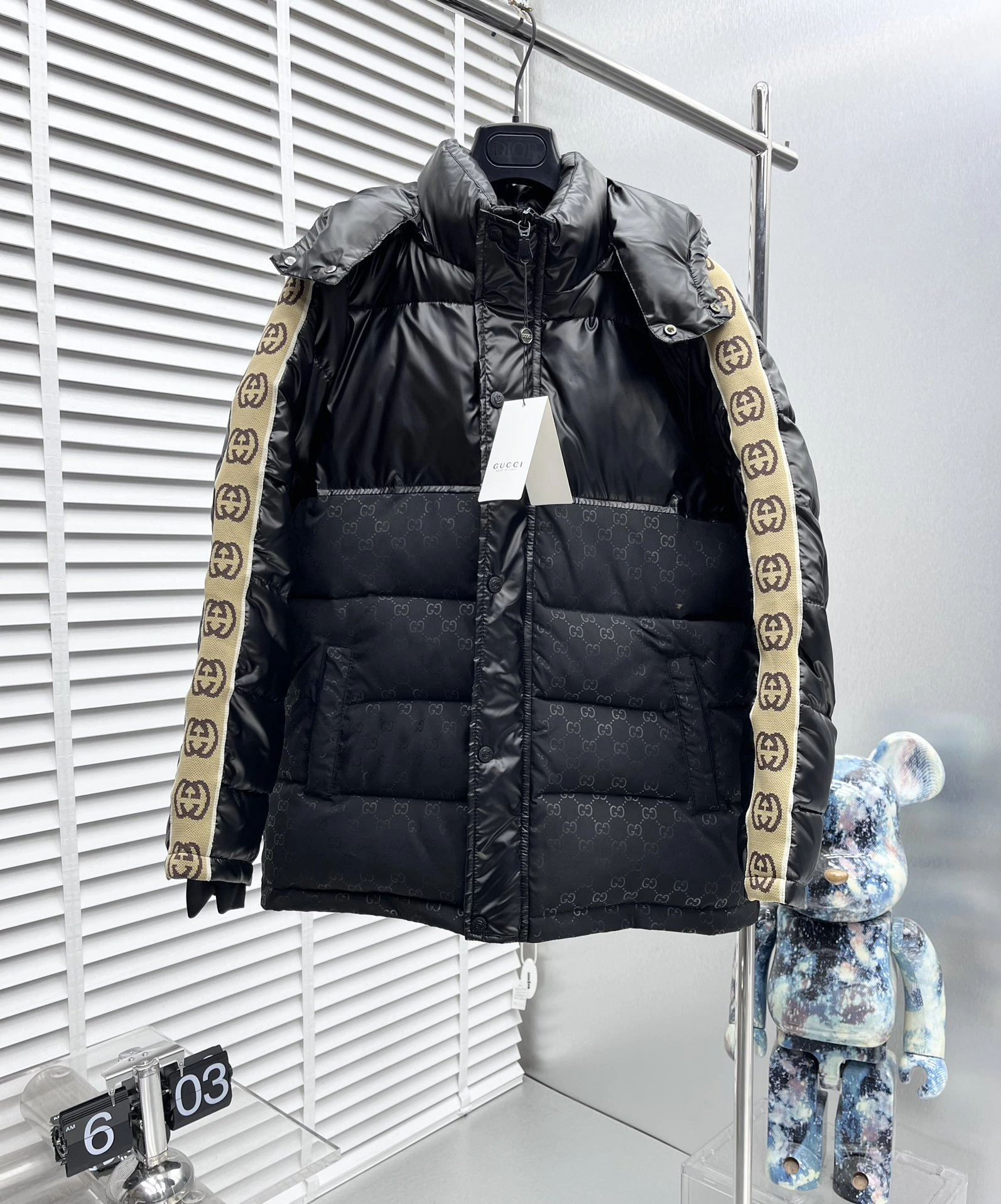 Youthful Gucci Down Jackets 129131