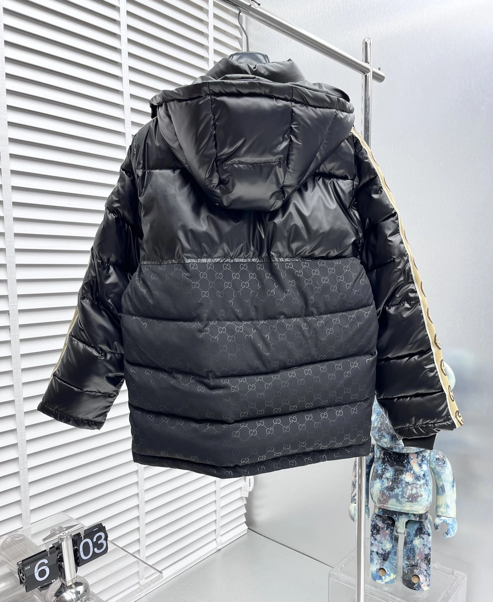 Youthful Gucci Down Jackets 129131