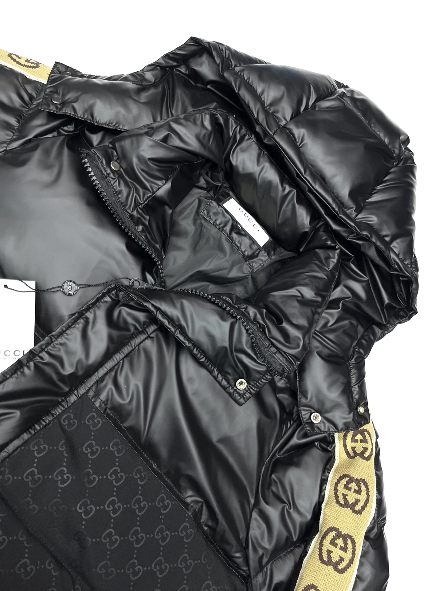 Youthful Gucci Down Jackets 129131