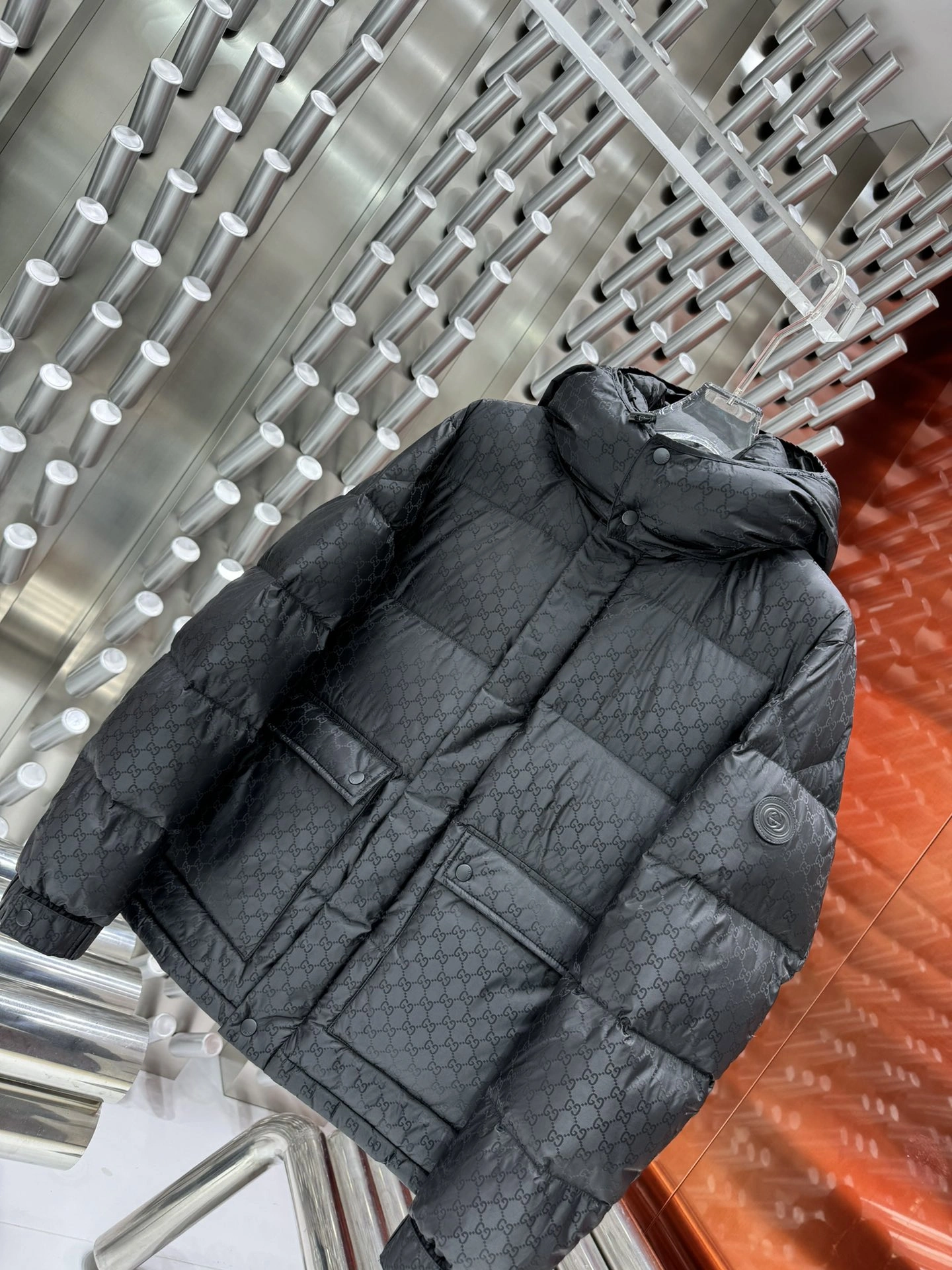 Gucci Down Jackets Contemporary 129122