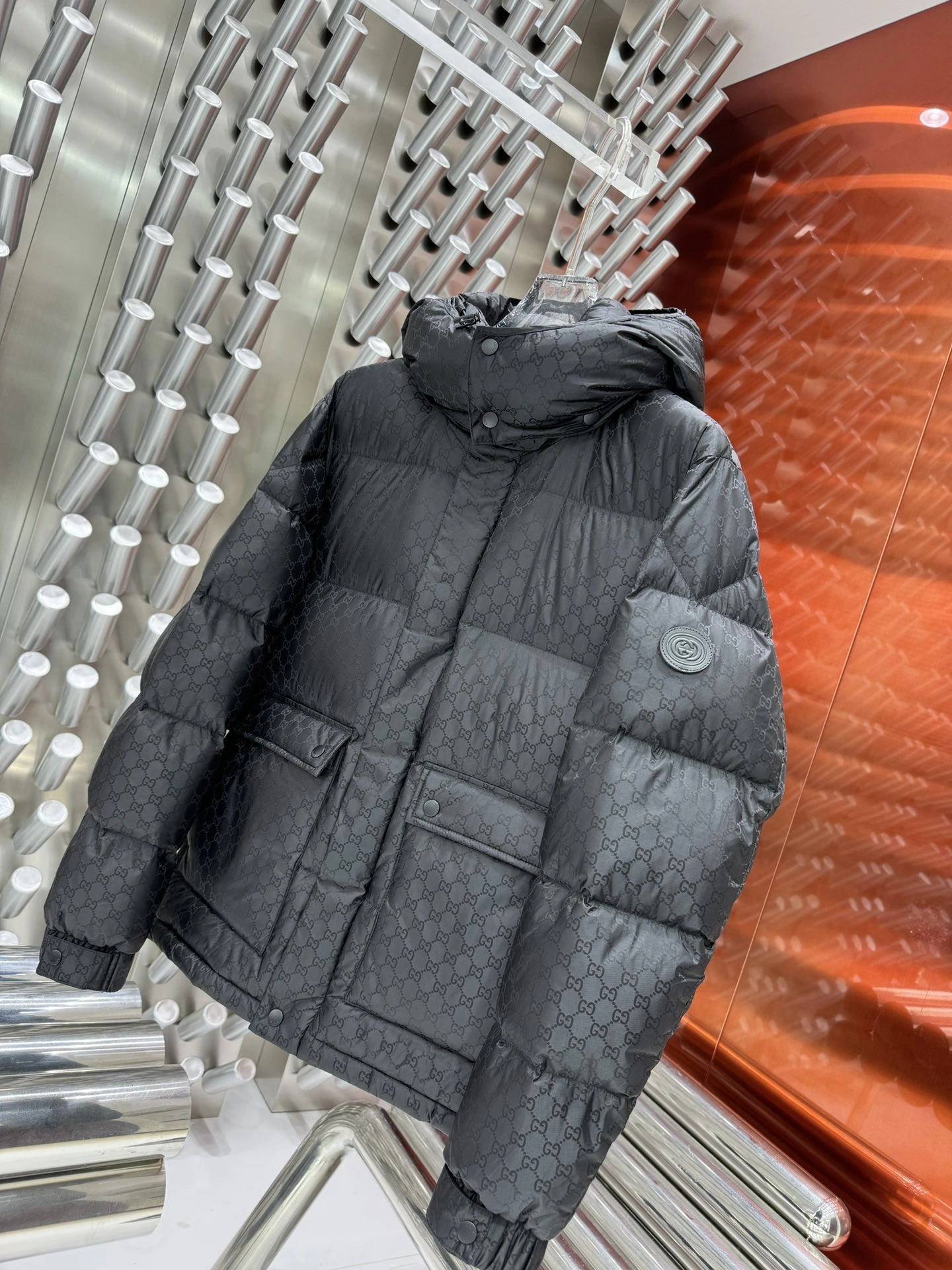 Gucci Down Jackets Contemporary 129122
