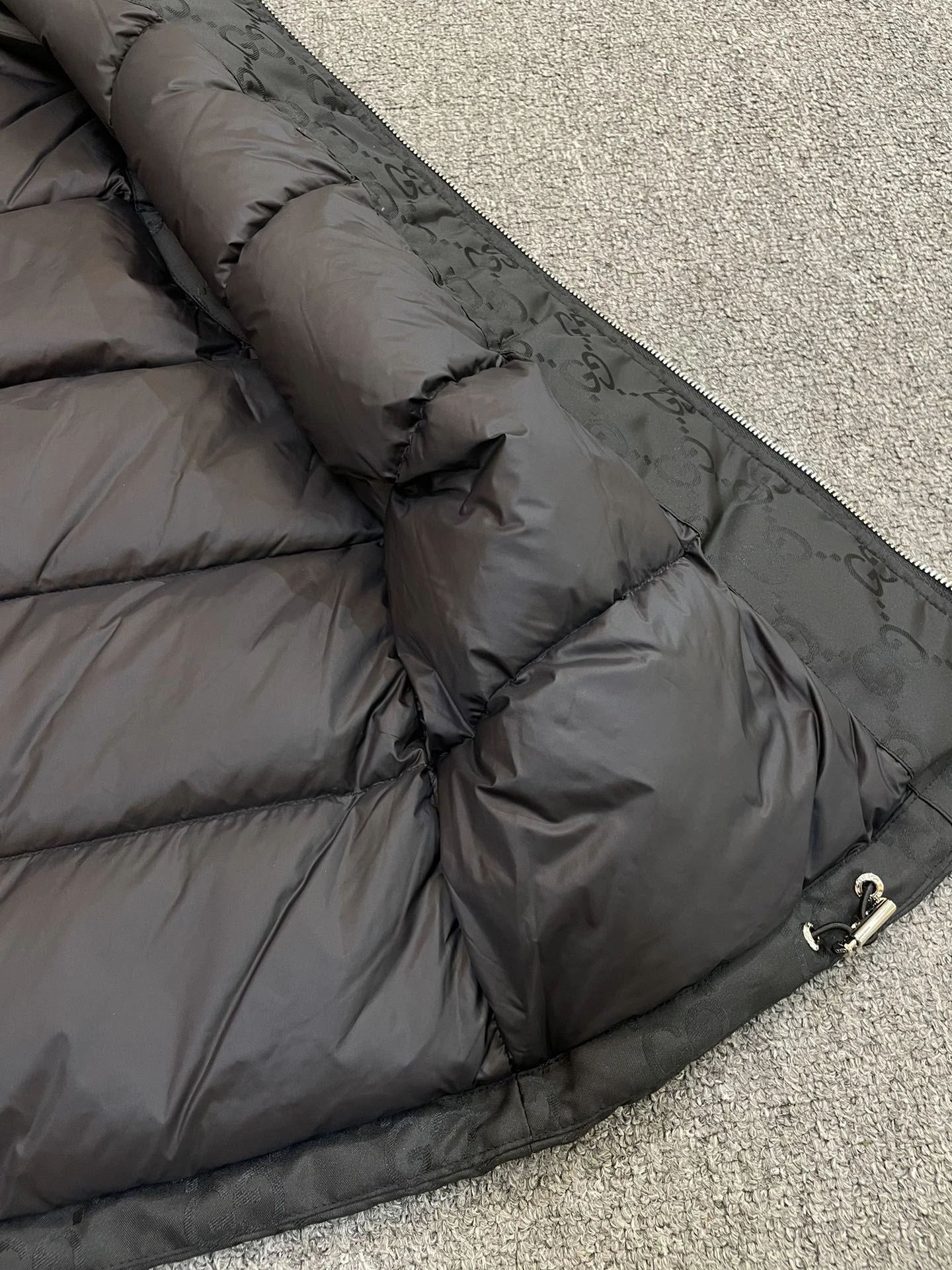 NewStyle Gucci Down Jackets 129113