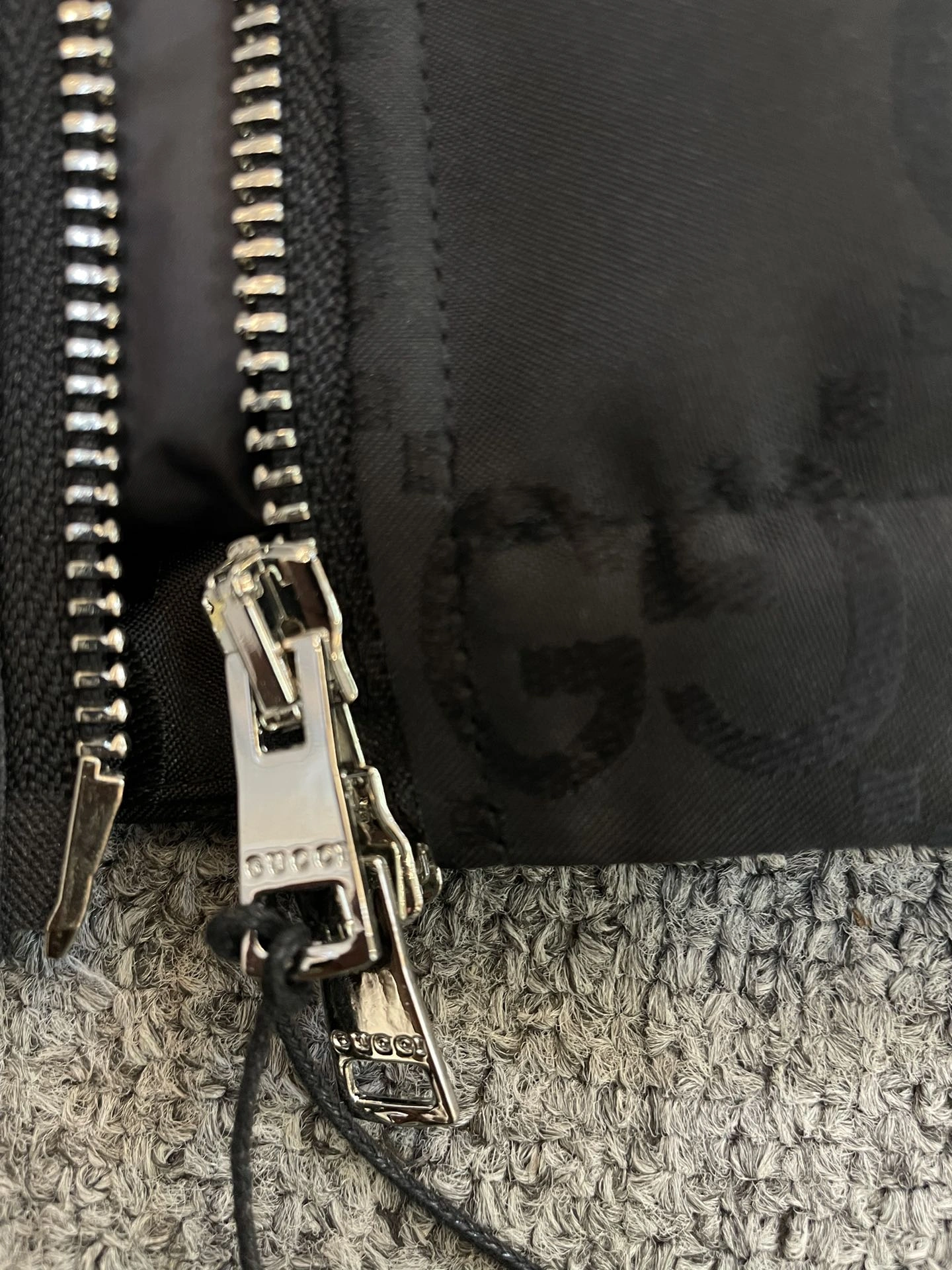NewStyle Gucci Down Jackets 129113