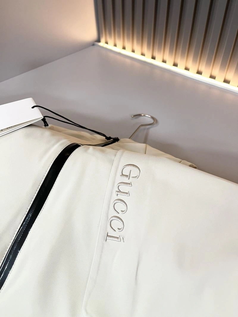 Casual Gucci Down Jackets 129062