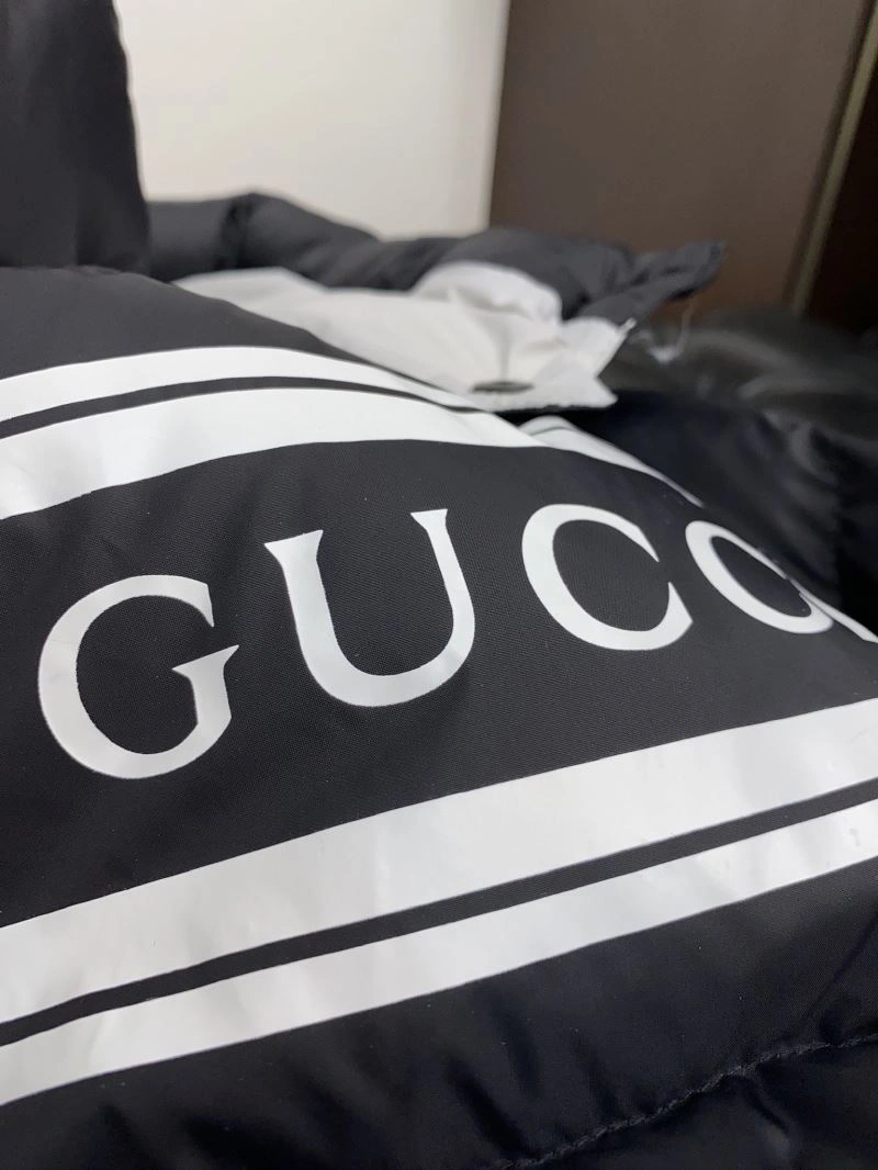 Youthful Gucci Down Jackets 129052