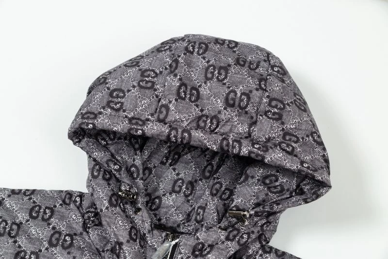 ZipUp Gucci Down Jackets 129002
